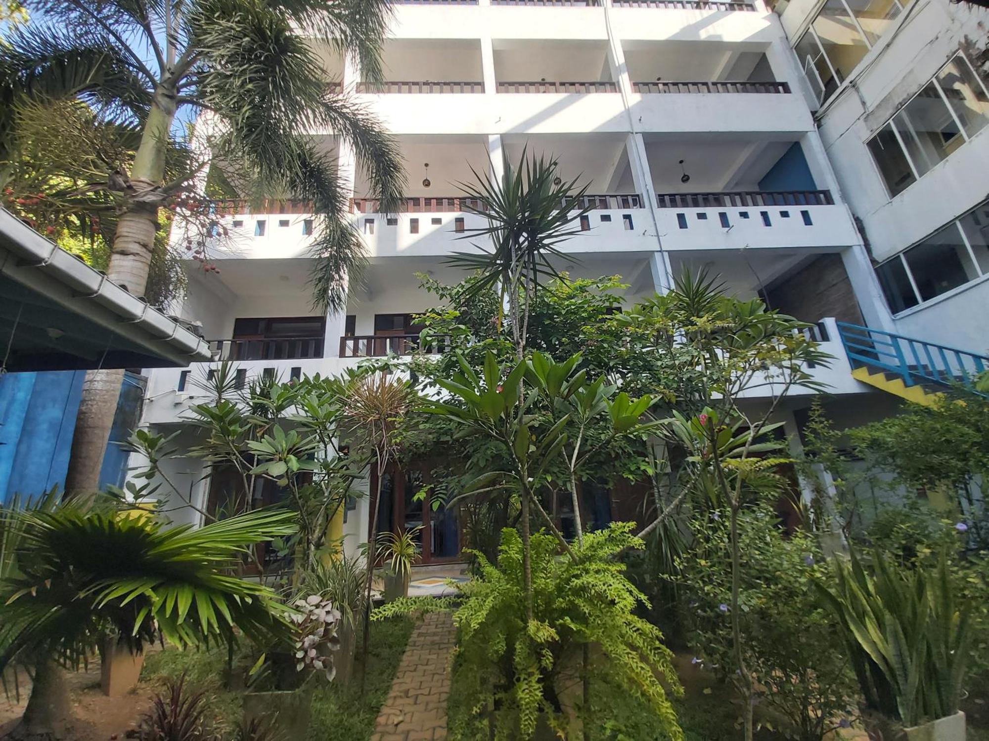 Hotel Aaradhya Mirissa Exterior foto