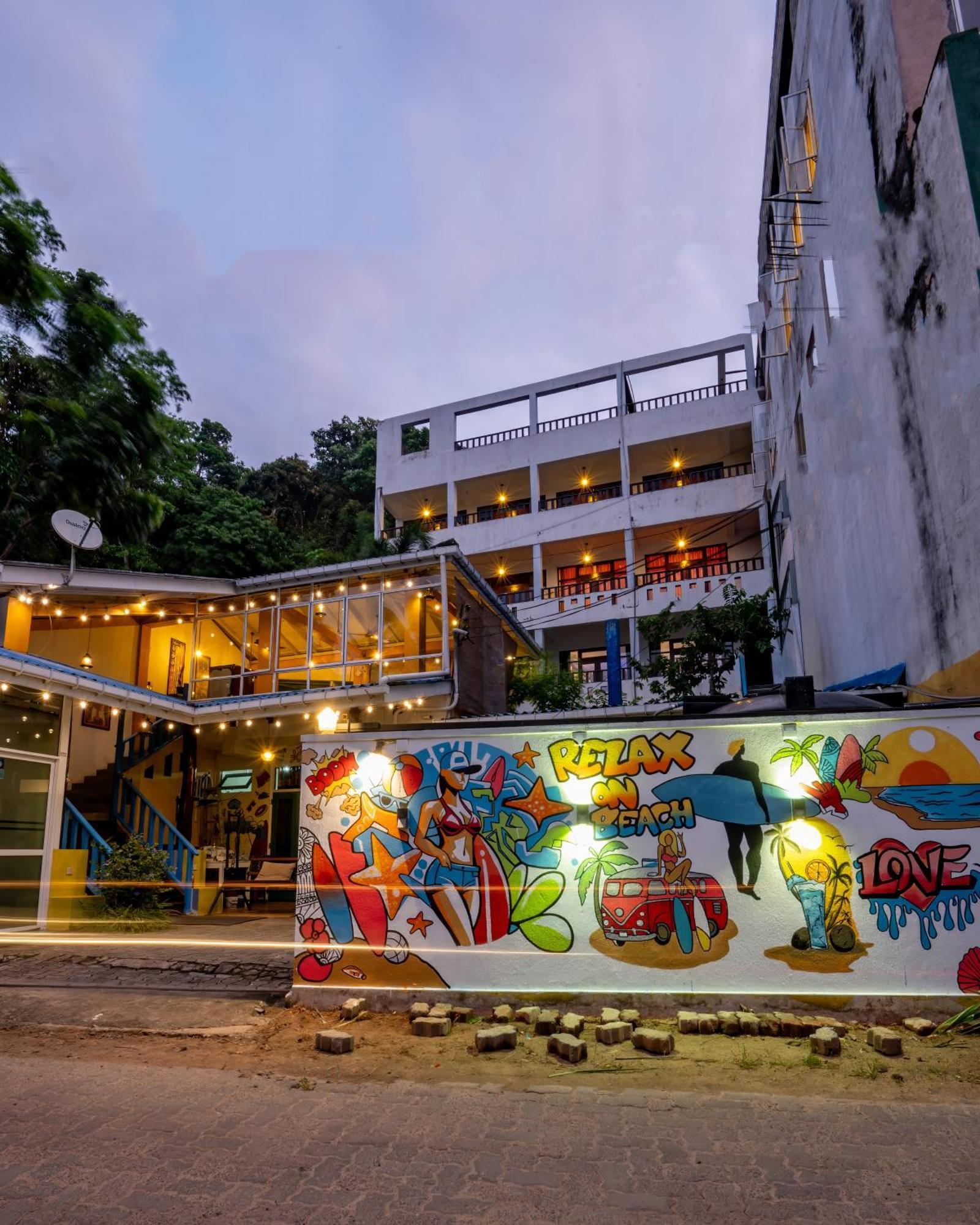 Hotel Aaradhya Mirissa Exterior foto