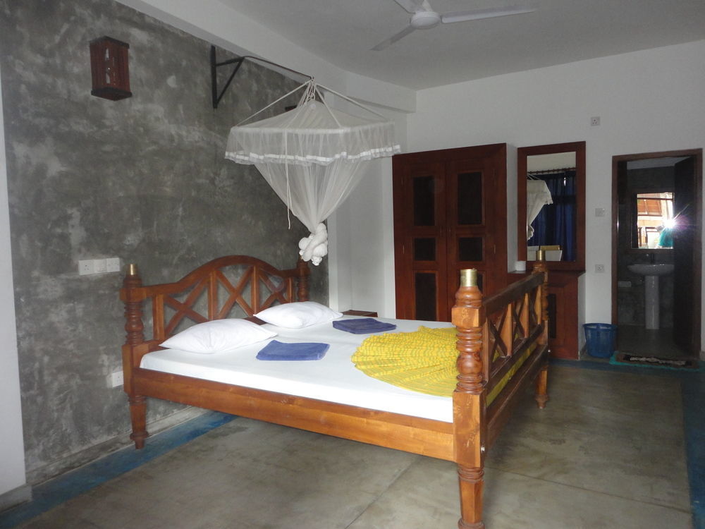 Hotel Aaradhya Mirissa Exterior foto